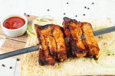 Izgara domuz pirzola şiş kebap