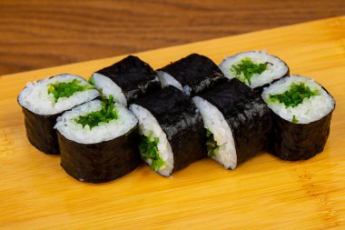Lezzetli chuka sushi roll seti