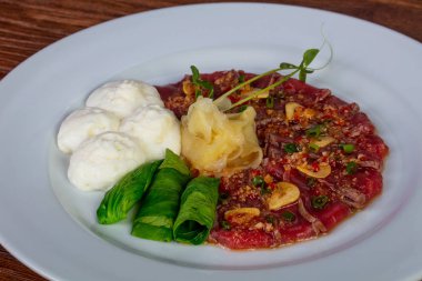 Ham Japon Genç Dana carpaccio