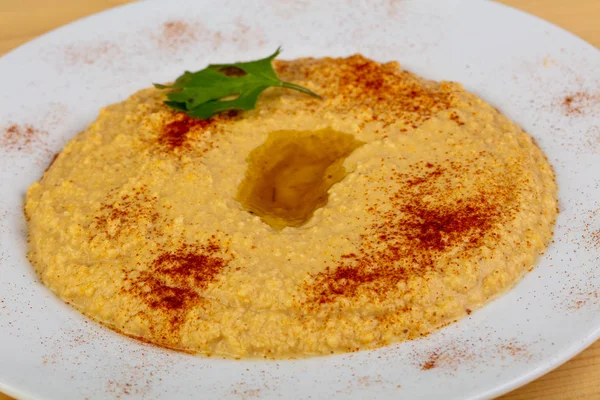 Humus Gurmet Con Paprica Aceite Oliva — Foto de Stock