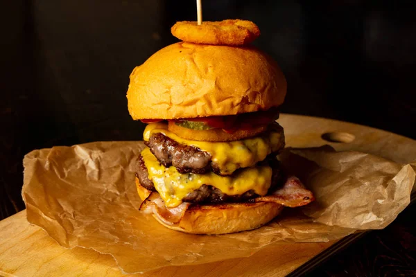 Chutné Domácí Hamburger Masem Sýrem — Stock fotografie