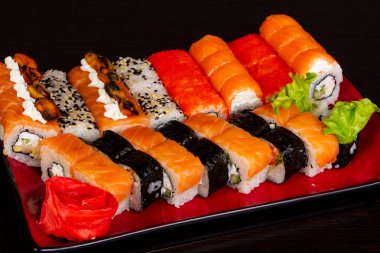 Japon geleneksel rulo ve suşi ayarla