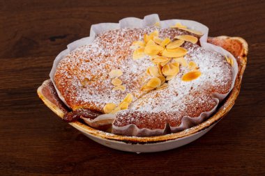 Sünger kek tatlı plaka