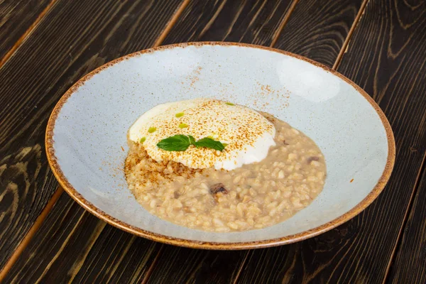 Risotto beyaz mantar ve krema ile