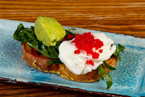 Bruschetta Met Avocado Kaas — Stockfoto