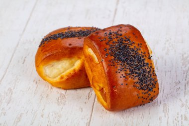 Tatlı tastu topuz reçel ile