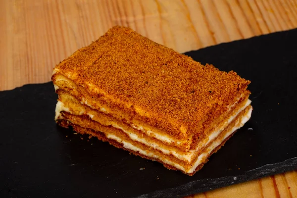 Вкусный Многослойный Торт Медом — стоковое фото