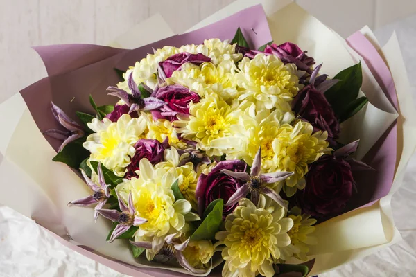 Buquê Romance Com Várias Flores — Fotografia de Stock