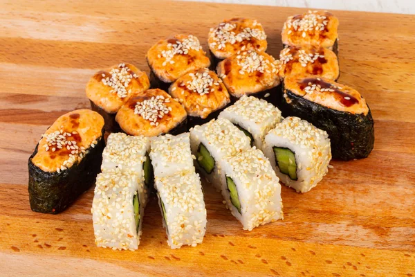 Traditional Sushi Set Salmon Eel — Stock Photo, Image