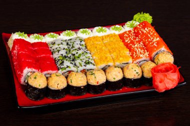 Japon geleneksel rulo ve suşi ayarla