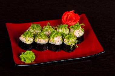 Japon rulo tavuk ve krema ile