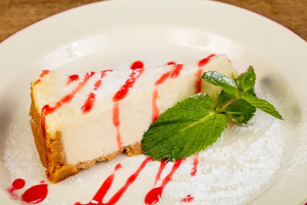 Gâteau Fromage Classique Aux Feuilles Menthe — Photo