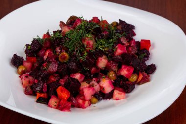 Salata sosu - Rus vejetaryen pancar salatası