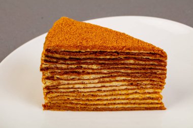 Kabın içinde katmanlı kek tatlım