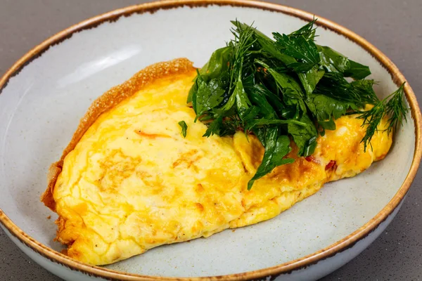 Omelette Aux Herbes Fromage — Photo