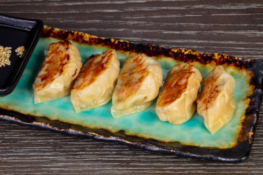 Karides ile lezzetli gedza köfte