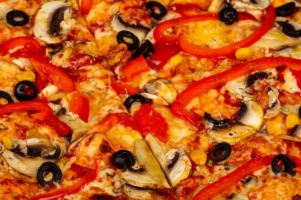 Пицца Грибом Красным Перцем — стоковое фото