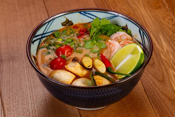 Soupe Thaïlandaise Tom Yam Aux Crevettes — Photo