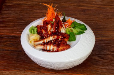 Japon soğuk sahimi unagi - yılan balığı