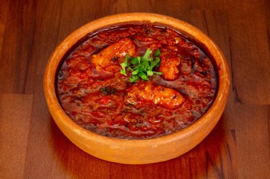 Otlar ile Gürcü geleneksel chashushuli