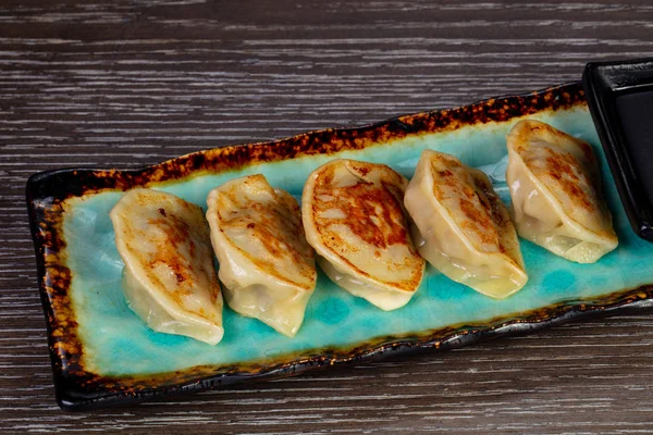 Karides ile lezzetli gedza köfte