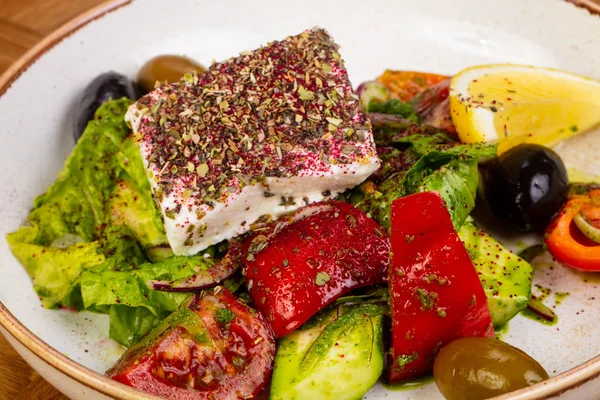 Griekse Salade Met Feta Kaas — Stockfoto