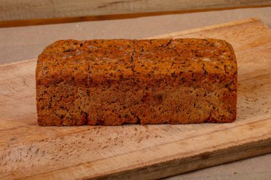 Ev yapımı lezzetli ekmek ahşap arka plan üzerine