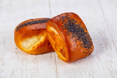 Tatlı tastu topuz reçel ile