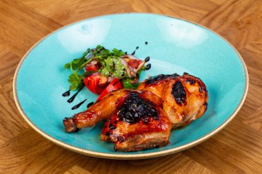  Salantro ile kavrulmuş yarım tavuk