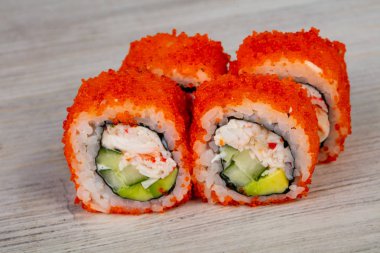 Japonca soğuk et ürünleri ile rulo