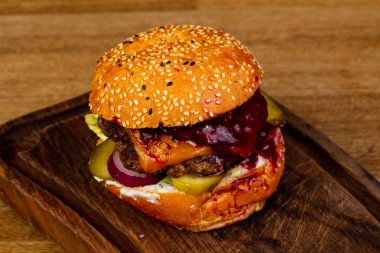 Lezzetli burger et ve peynir