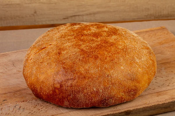 Caseiro Saboroso Pão Sobre Fundo Madeira — Fotografia de Stock