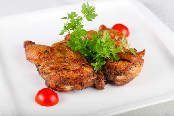 Frango Assado Com Salsa — Fotografia de Stock