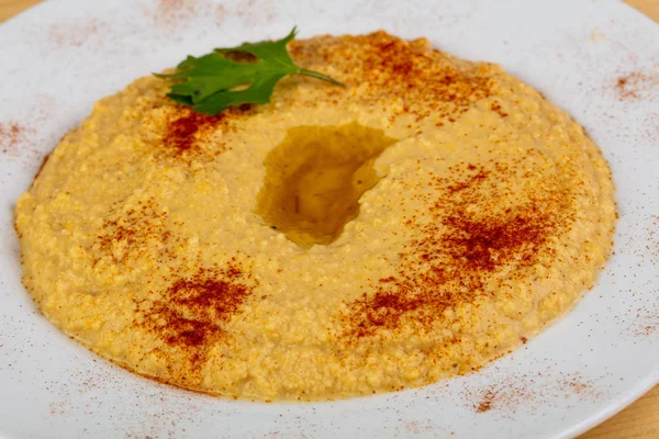 Humus Gurmet Con Paprica Aceite Oliva — Foto de Stock