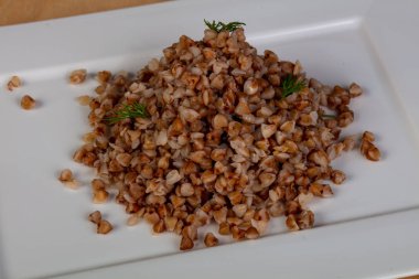 Leziz buğday plaka buğulama