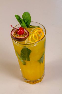 Hawaii bar içki kokteyl