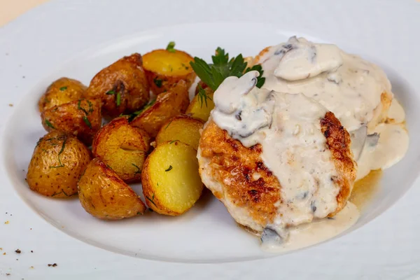 Homemade Chicken Cutlet Potato — Stock Photo, Image