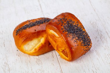 Tatlı tastu topuz reçel ile