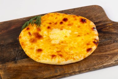 Kafkas mutfağı - Khachapuri peynir ile