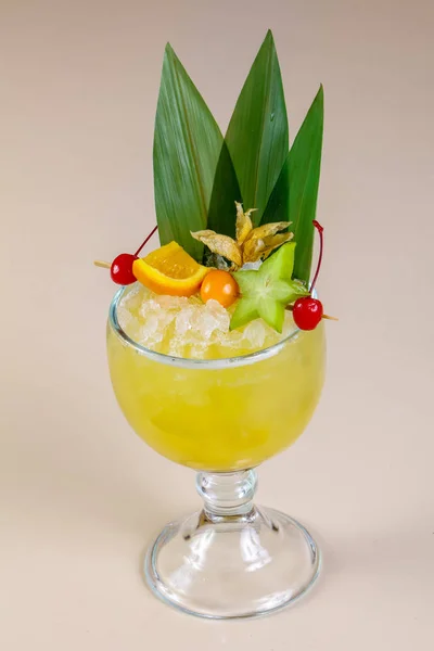 Hawaii Cocktailbar Getränk — Stockfoto