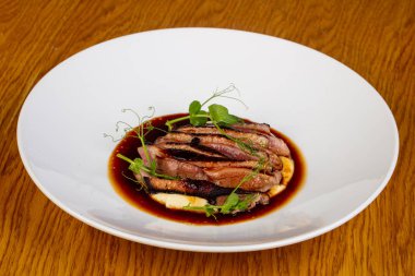 soslu ızgara duck meme