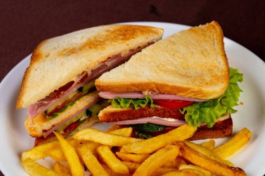 jambon ve peynirli sandviç