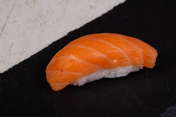 Japanse Traditionele Sushi Met Zalm — Stockfoto
