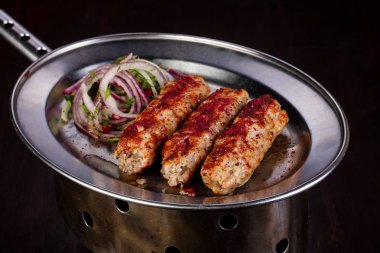 Soğan kebabı ızgara et