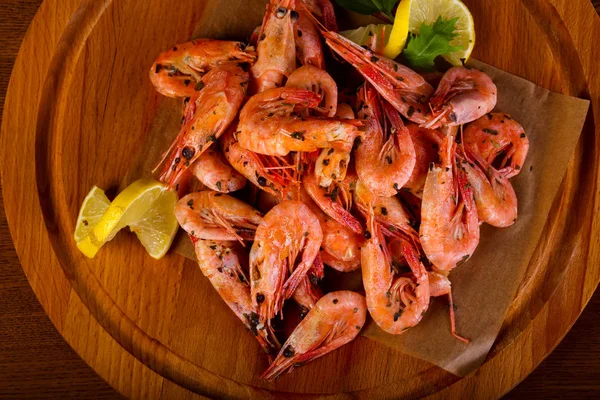 Crevettes Bouillies Citron Aux Herbes — Photo