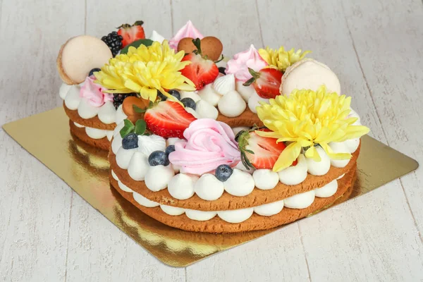 Pastel Con Flor Natural — Foto de Stock