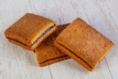 Reçelli kek dilim sweer