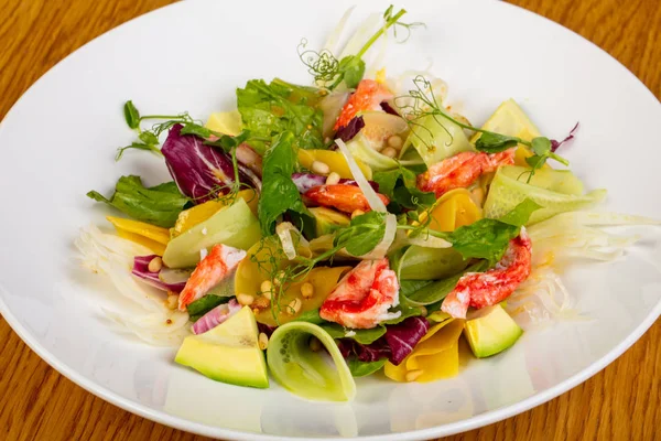 Salada Com Caranguejo Natural Abacate — Fotografia de Stock