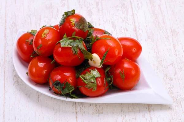 Tomate Rouge Cornichon Dans Bol — Photo
