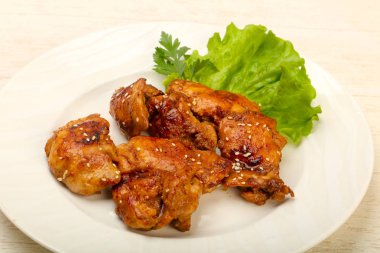 Susam Teriyaki uyluk